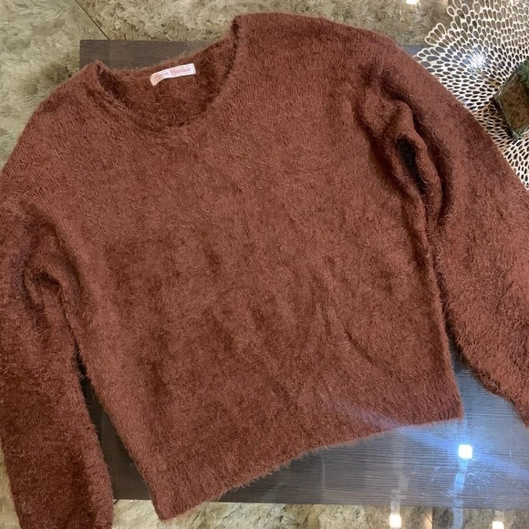 Tops - Full sleeve top